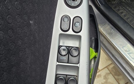 Hyundai Solaris II рестайлинг, 2012 год, 590 000 рублей, 14 фотография