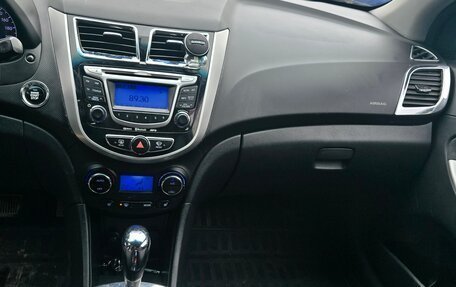 Hyundai Solaris II рестайлинг, 2012 год, 590 000 рублей, 13 фотография