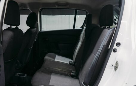 Renault Sandero II рестайлинг, 2019 год, 750 000 рублей, 9 фотография