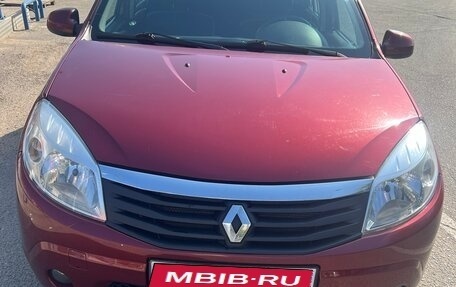 Renault Sandero I, 2012 год, 600 000 рублей, 1 фотография