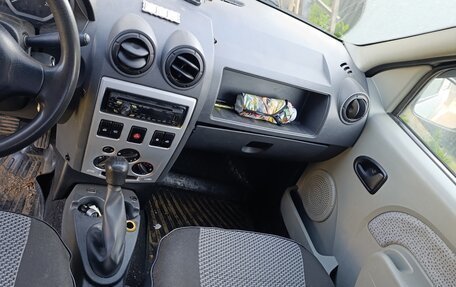 Renault Logan I, 2006 год, 350 000 рублей, 11 фотография
