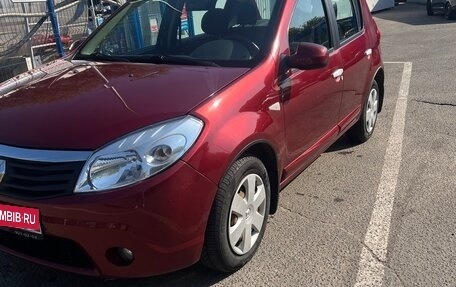 Renault Sandero I, 2012 год, 600 000 рублей, 2 фотография