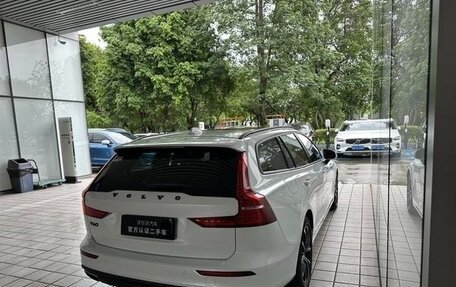 Volvo V60 II, 2021 год, 2 670 000 рублей, 19 фотография