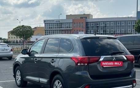 Mitsubishi Outlander III рестайлинг 3, 2015 год, 1 450 000 рублей, 4 фотография