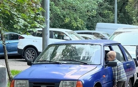 ИЖ 2126 «Ода», 2001 год, 135 000 рублей, 1 фотография