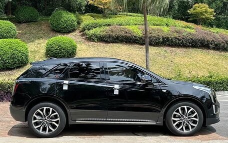 Cadillac XT5 I рестайлинг, 2022 год, 2 900 000 рублей, 4 фотография