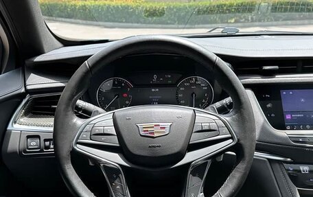 Cadillac XT5 I рестайлинг, 2022 год, 2 900 000 рублей, 13 фотография