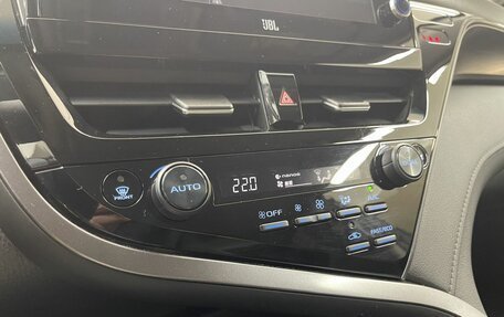 Toyota Camry, 2021 год, 3 398 000 рублей, 16 фотография