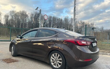 Hyundai Elantra V, 2015 год, 1 000 000 рублей, 17 фотография