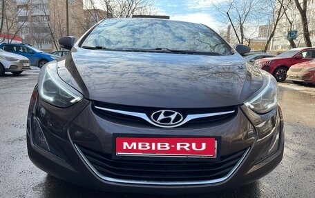 Hyundai Elantra V, 2015 год, 1 000 000 рублей, 21 фотография