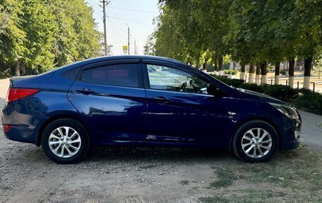 Hyundai Solaris II рестайлинг, 2015 год, 950 000 рублей, 8 фотография