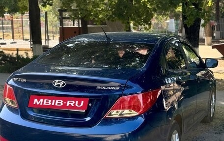 Hyundai Solaris II рестайлинг, 2015 год, 950 000 рублей, 9 фотография