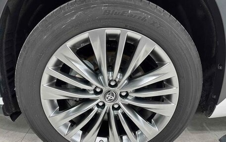 Toyota Highlander, 2022 год, 4 000 095 рублей, 12 фотография