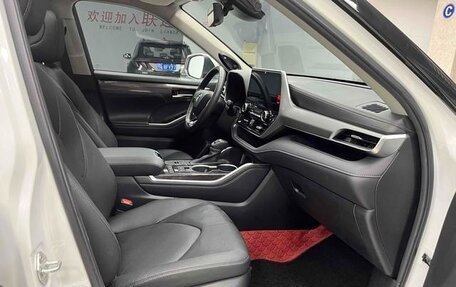 Toyota Highlander, 2022 год, 4 000 095 рублей, 20 фотография