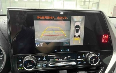 Toyota Highlander, 2022 год, 4 000 095 рублей, 27 фотография