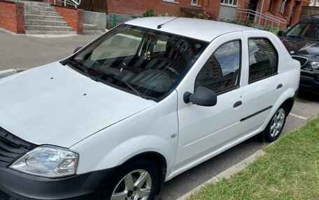 Renault Logan I, 2010 год, 240 000 рублей, 2 фотография