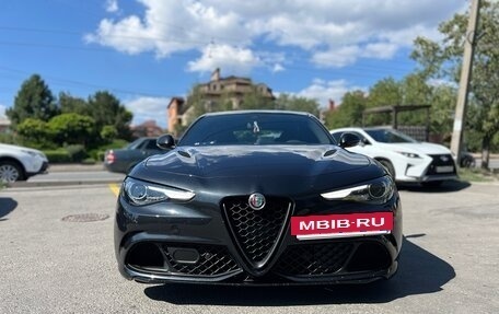 Alfa Romeo Giulia II, 2018 год, 5 500 000 рублей, 2 фотография