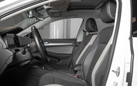 Volkswagen Golf VIII, 2020 год, 2 450 000 рублей, 12 фотография