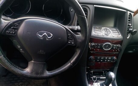 Infiniti QX50 I рестайлинг, 2016 год, 2 000 000 рублей, 5 фотография
