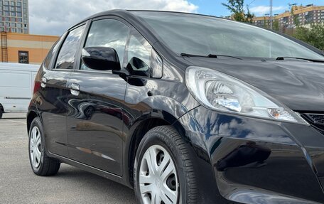 Honda Jazz II рестайлинг, 2011 год, 755 000 рублей, 12 фотография