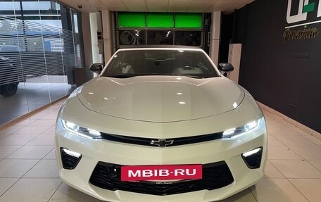 Chevrolet Camaro VI, 2016 год, 3 400 000 рублей, 2 фотография
