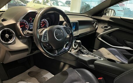Chevrolet Camaro VI, 2016 год, 3 400 000 рублей, 13 фотография