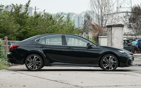 Toyota Camry, 2025 год, 3 956 054 рублей, 5 фотография