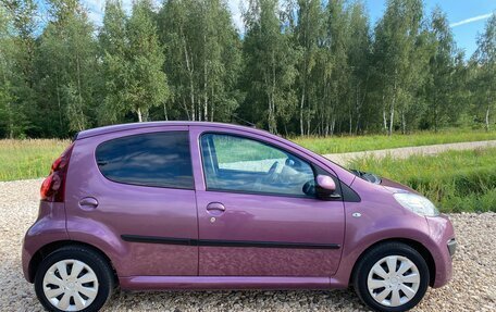 Peugeot 107 I рестайлинг, 2012 год, 590 000 рублей, 8 фотография