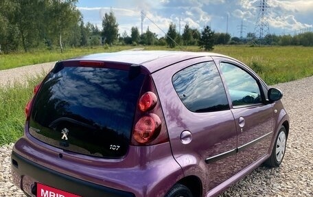 Peugeot 107 I рестайлинг, 2012 год, 590 000 рублей, 4 фотография