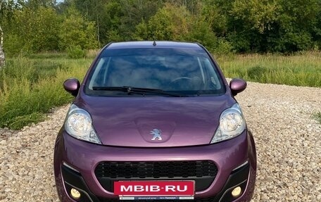Peugeot 107 I рестайлинг, 2012 год, 590 000 рублей, 2 фотография