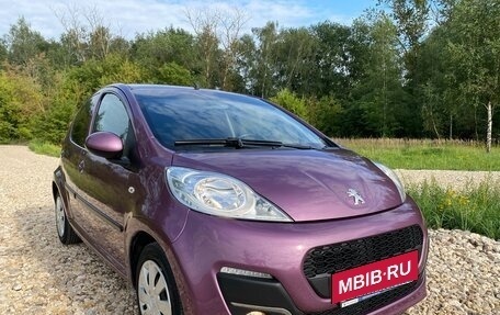 Peugeot 107 I рестайлинг, 2012 год, 590 000 рублей, 13 фотография