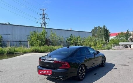Volvo S90 II рестайлинг, 2017 год, 2 400 000 рублей, 2 фотография