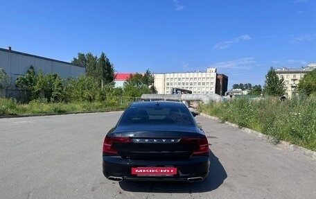 Volvo S90 II рестайлинг, 2017 год, 2 400 000 рублей, 3 фотография