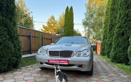 Mercedes-Benz C-Класс, 2000 год, 680 000 рублей, 1 фотография