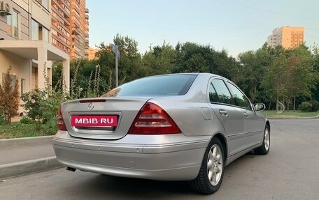 Mercedes-Benz C-Класс, 2000 год, 680 000 рублей, 3 фотография