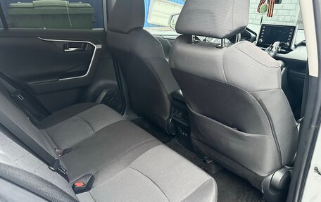 Toyota RAV4, 2020 год, 3 599 000 рублей, 19 фотография