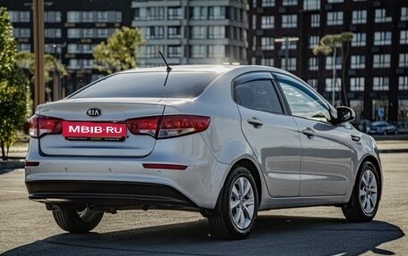 KIA Rio III рестайлинг, 2016 год, 900 000 рублей, 10 фотография
