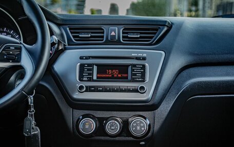 KIA Rio III рестайлинг, 2016 год, 900 000 рублей, 17 фотография