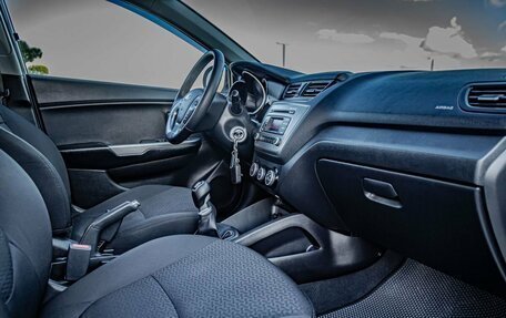 KIA Rio III рестайлинг, 2016 год, 900 000 рублей, 22 фотография