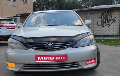 Toyota Camry V40, 2005 год, 820 000 рублей, 1 фотография
