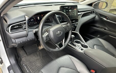Toyota Camry, 2023 год, 3 550 000 рублей, 7 фотография