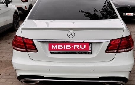 Mercedes-Benz E-Класс, 2015 год, 2 650 000 рублей, 5 фотография
