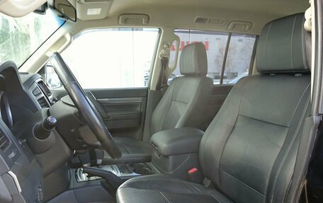 Mitsubishi Pajero IV, 2015 год, 2 295 000 рублей, 8 фотография