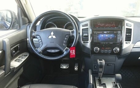 Mitsubishi Pajero IV, 2015 год, 2 295 000 рублей, 10 фотография