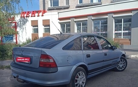 Opel Vectra B рестайлинг, 1998 год, 250 000 рублей, 3 фотография