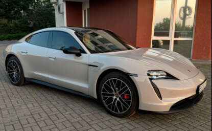 Porsche Taycan I, 2020 год, 2 фотография