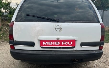 Opel Omega B, 1998 год, 300 000 рублей, 4 фотография