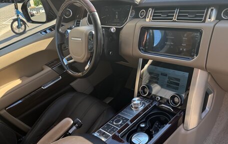Land Rover Range Rover IV рестайлинг, 2016 год, 4 500 000 рублей, 7 фотография