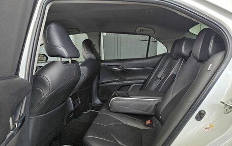 Toyota Camry, 2018 год, 2 779 000 рублей, 19 фотография