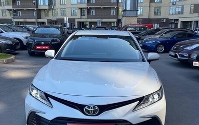 Toyota Camry, 2021 год, 3 350 000 рублей, 1 фотография